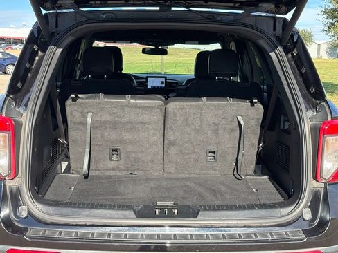 Used 2022 Ford Explorer ST-Line w/ Class IV Trailer Tow Package image 8