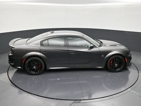 Used 2022 Dodge Charger SRT Hellcat w/ Harman/Kardon Audio Group RWD image 17