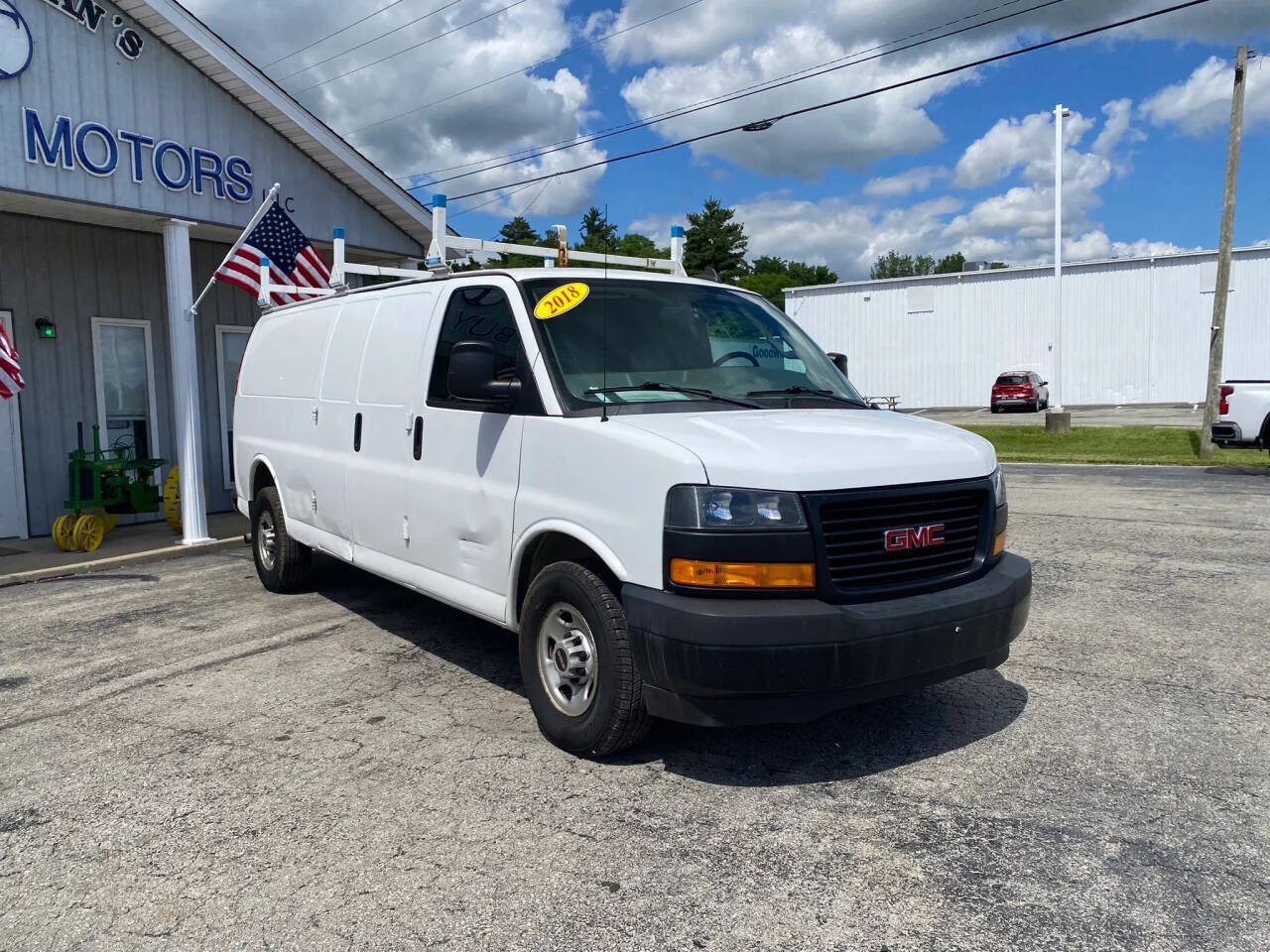 Used 2018 GMC Savana 2500 Extended RWD image 7