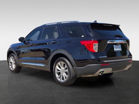 Used 2024 Ford Explorer Limited AWD/4WD image 6