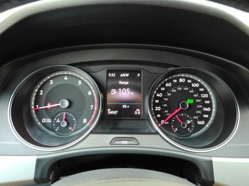 Used 2021 Volkswagen Atlas SE w/ Panoramic Sunroof Package AWD/4WD image 41