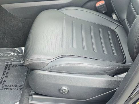 Certified 2024 Mercedes-Benz GLC 300 4MATIC image 19