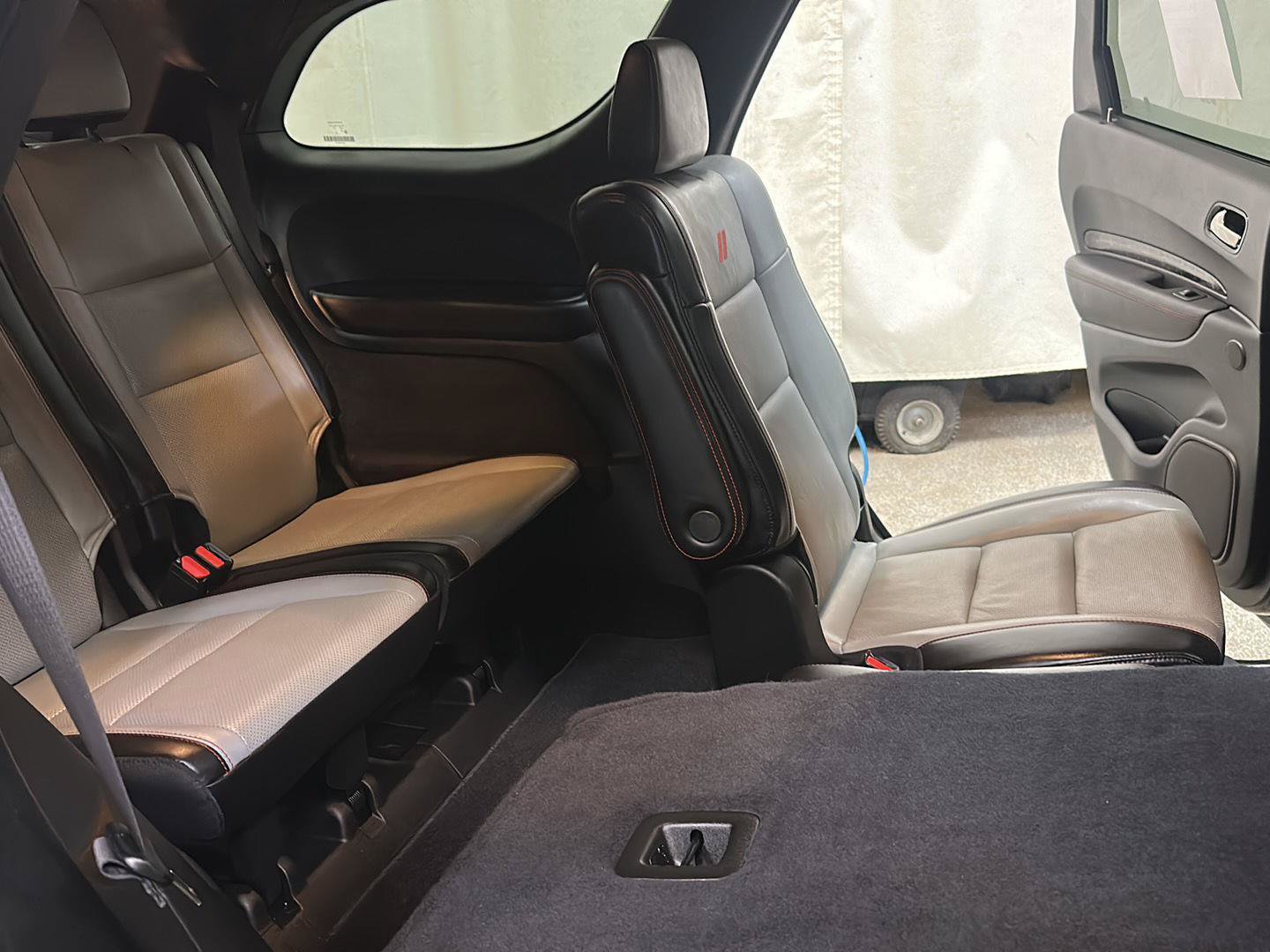 Used 2023 Dodge Durango R/T AWD/4WD image 32