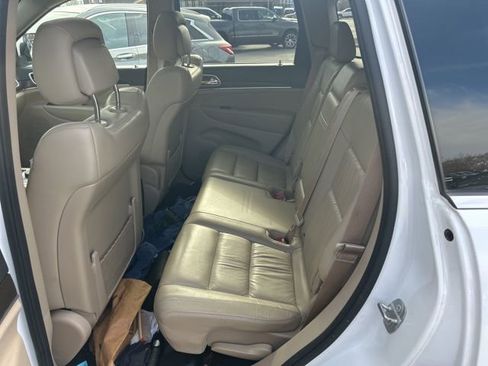 Used 2014 Jeep Grand Cherokee Limited w/ Trailer Tow Group IV image 11