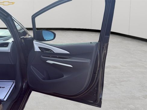 Used 2021 Chevrolet Bolt LT image 49