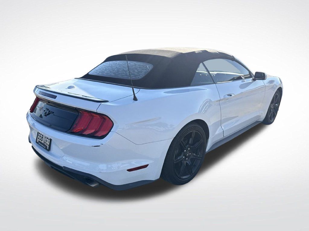 Used 2019 Ford Mustang Convertible w/ Black Accent Package RWD image 7