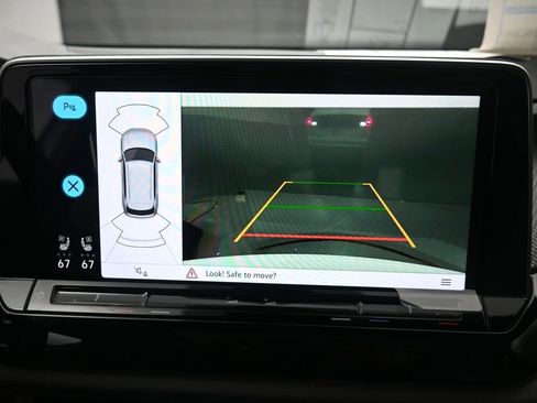 New 2026 Volkswagen Atlas Cross Sport SEL R-Line image 12