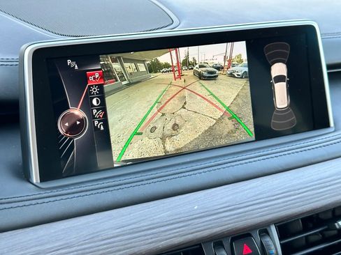 Used 2015 BMW X5 xDrive50i image 26