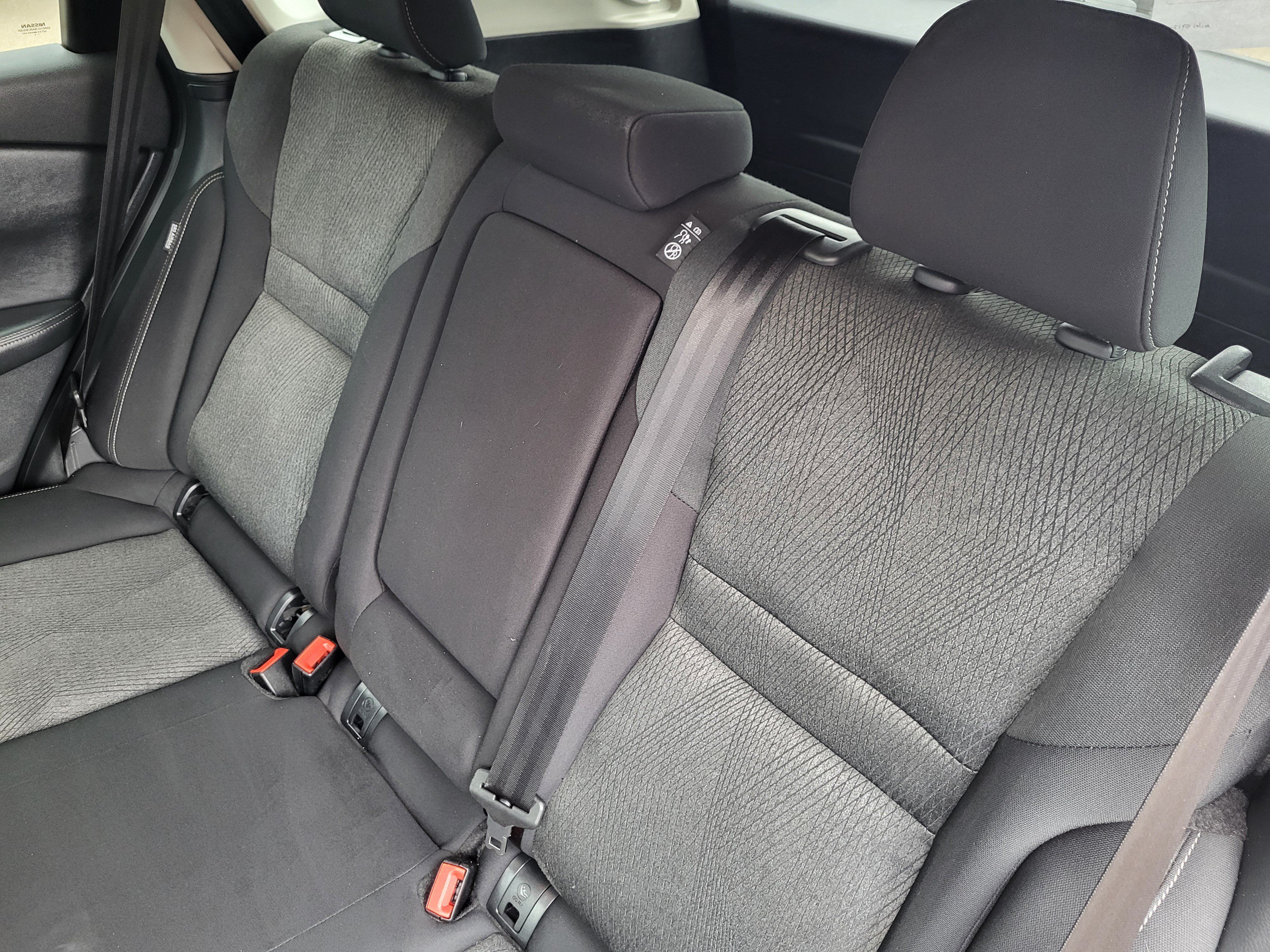 Certified 2024 Nissan Rogue SV FWD image 26