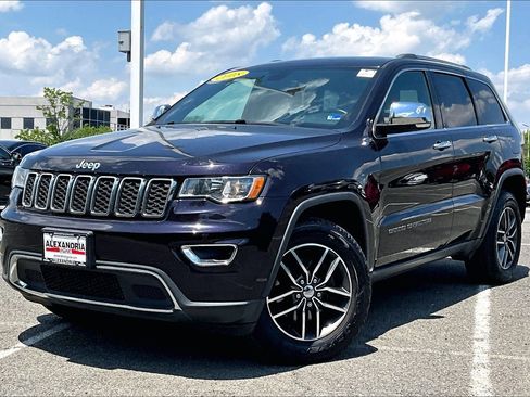 Used 2018 Jeep Grand Cherokee Limited AWD/4WD image 1
