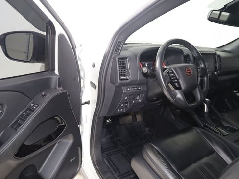 Used 2022 Nissan Frontier PRO-4X w/ Pro-4X Premium Package AWD/4WD image 47