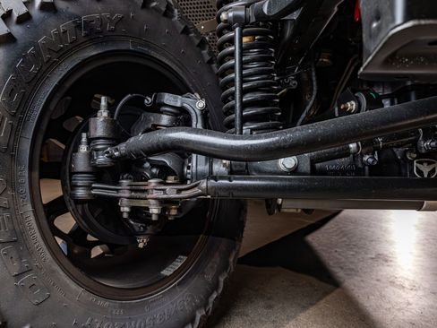 Used 2021 Jeep Gladiator Rubicon AWD/4WD image 13