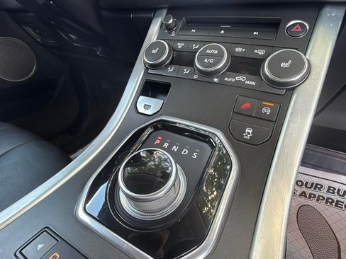 Used 2015 Land Rover Range Rover Evoque Pure Plus image 17
