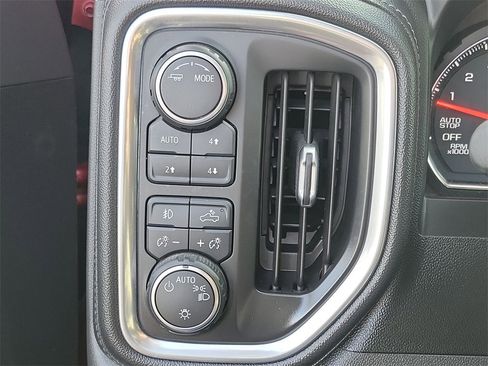 Used 2020 Chevrolet Silverado 1500 LT Trail Boss w/ Convenience Package image 17