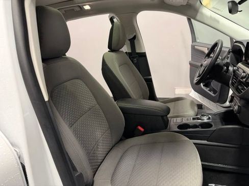 Used 2022 Ford Escape SE w/ SE Sport Appearance Package AWD/4WD image 24