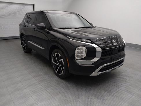 Used 2022 Mitsubishi Outlander ES FWD image 13