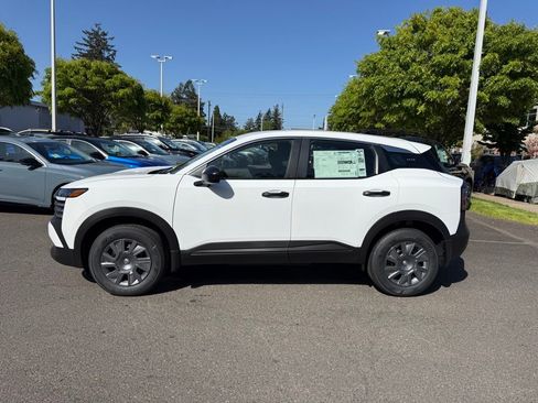 New 2026 Nissan Kicks S w/ Charging Package FWD image 3