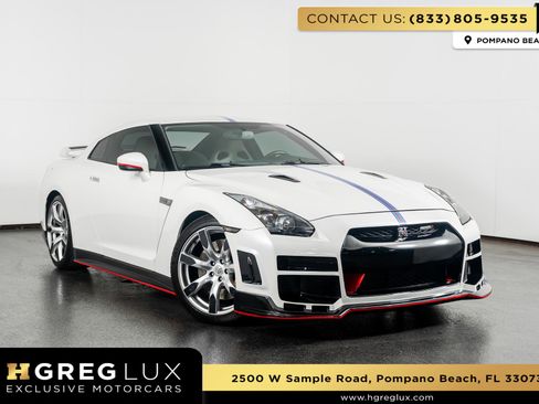 Used 2009 Nissan GT-R Premium image 1