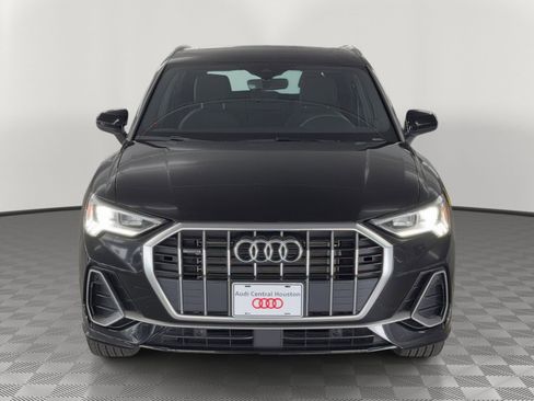 Certified 2025 Audi Q3 2.0T Premium w/ Convenience Package image 6