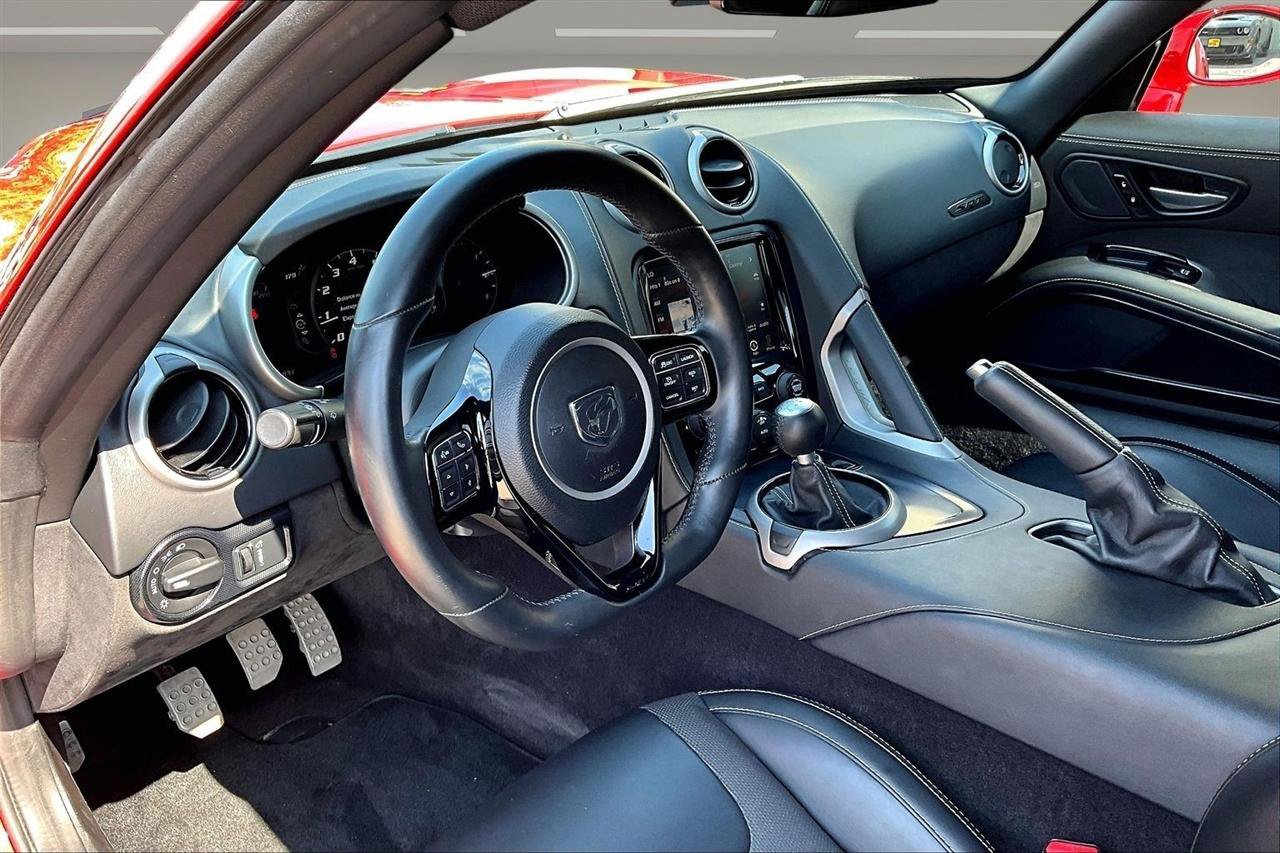 Used 2016 Dodge Viper SRT-10 RWD image 18