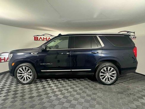 Used 2021 GMC Yukon Denali w/ Denali Premium Package image 3