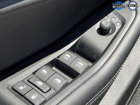 Certified 2025 Jeep Grand Cherokee Laredo X image 14