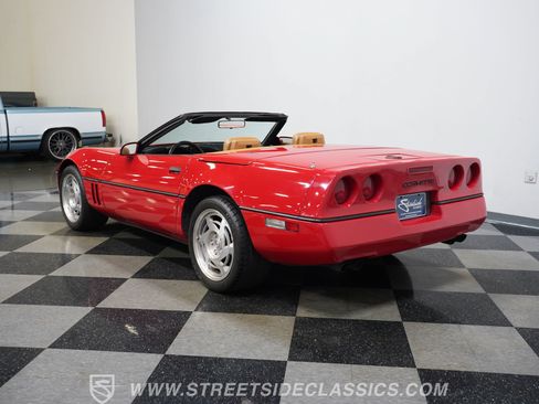 Used 1990 Chevrolet Corvette Convertible RWD image 11