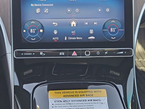 Used 2025 Mercedes-Benz C 300 Sedan image 19