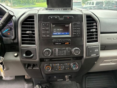 Used 2018 Ford F350 XL w/ Power Equipment Group image 18