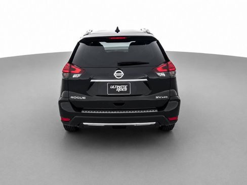 Used 2017 Nissan Rogue SV AWD/4WD image 6
