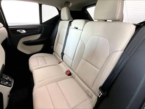 New 2026 Volvo XC40 B5 Ultra w/ Protection Package Premier AWD/4WD image 22
