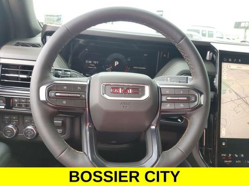 New 2025 GMC Yukon AT4 w/ AT4 Premium Plus Package image 19