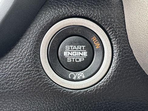 Used 2024 RAM 2500 Laramie image 22