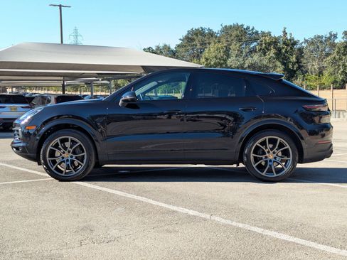 Used 2021 Porsche Cayenne Coupe image 7
