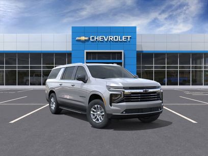 New 2026 Chevrolet Suburban LT w/ Comfort Package