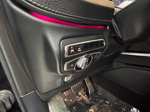 Used 2022 Mercedes-Benz G 550 G 550 image 29