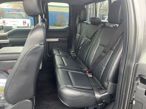 Used 2016 Ford F150 Lariat w/ Max Trailer Tow Package image 15