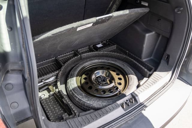 Used 2019 Ford Escape SE FWD image 35