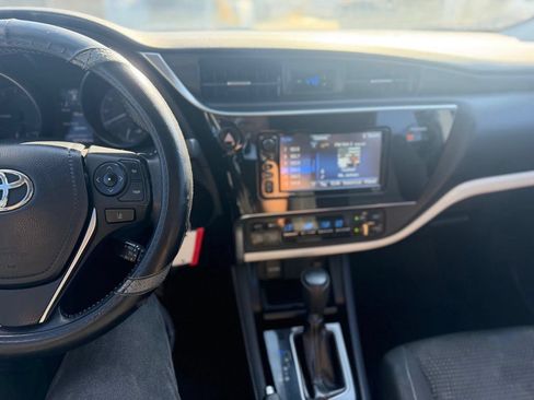 Used 2017 Toyota Corolla iM w/ Carpet Mat Package FWD image 8