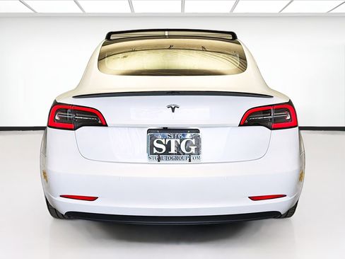 Used 2020 Tesla Model 3 Standard Range Plus image 5