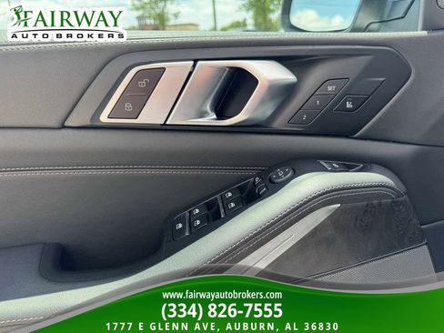 Used 2024 BMW X5 sDrive40i RWD image 15