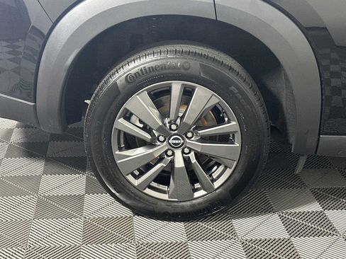 Used 2022 Nissan Pathfinder S AWD/4WD image 20