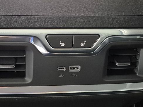 New 2026 Chevrolet Silverado 1500 LTZ AWD/4WD image 25