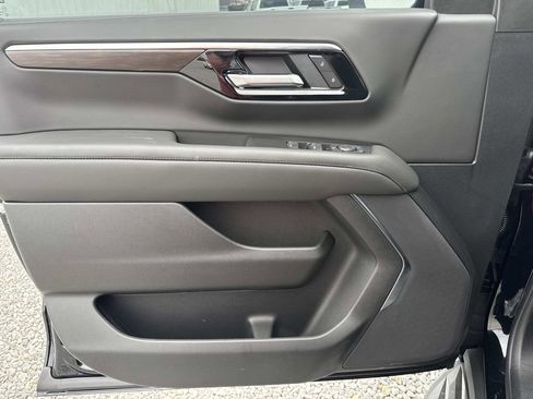 New 2026 Chevrolet Tahoe LS RWD image 19