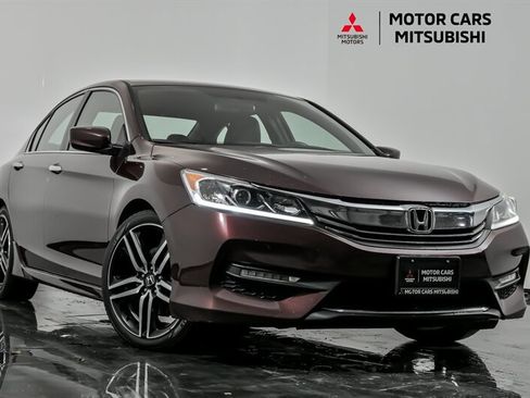 Used 2016 Honda Accord Sport image 1