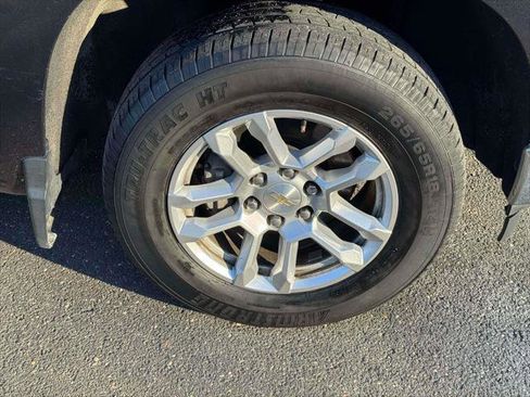 Used 2022 Chevrolet Silverado 1500 LT image 9