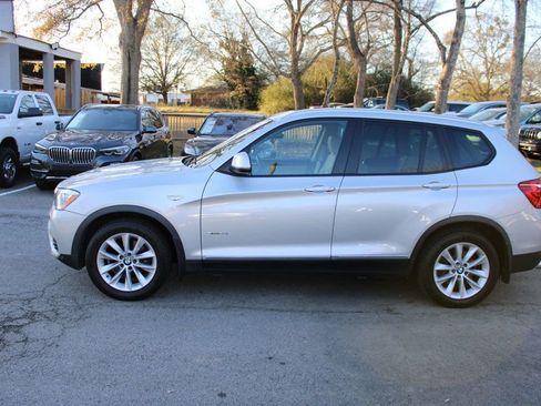 Used 2017 BMW X3 sDrive28i image 4
