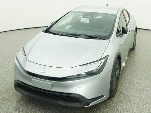 New 2026 Toyota Prius LE FWD image 20