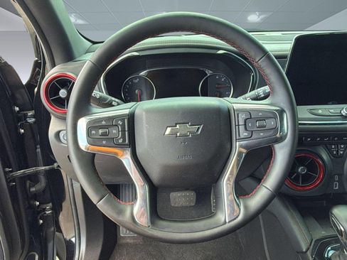 Certified 2024 Chevrolet Blazer RS w/ Enhanced Convenience Package FWD image 11