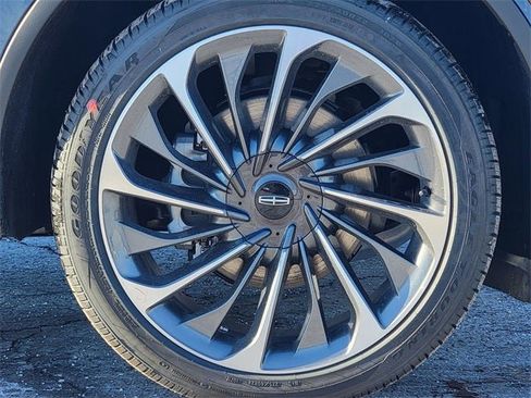 New 2026 Lincoln Aviator Reserve image 17